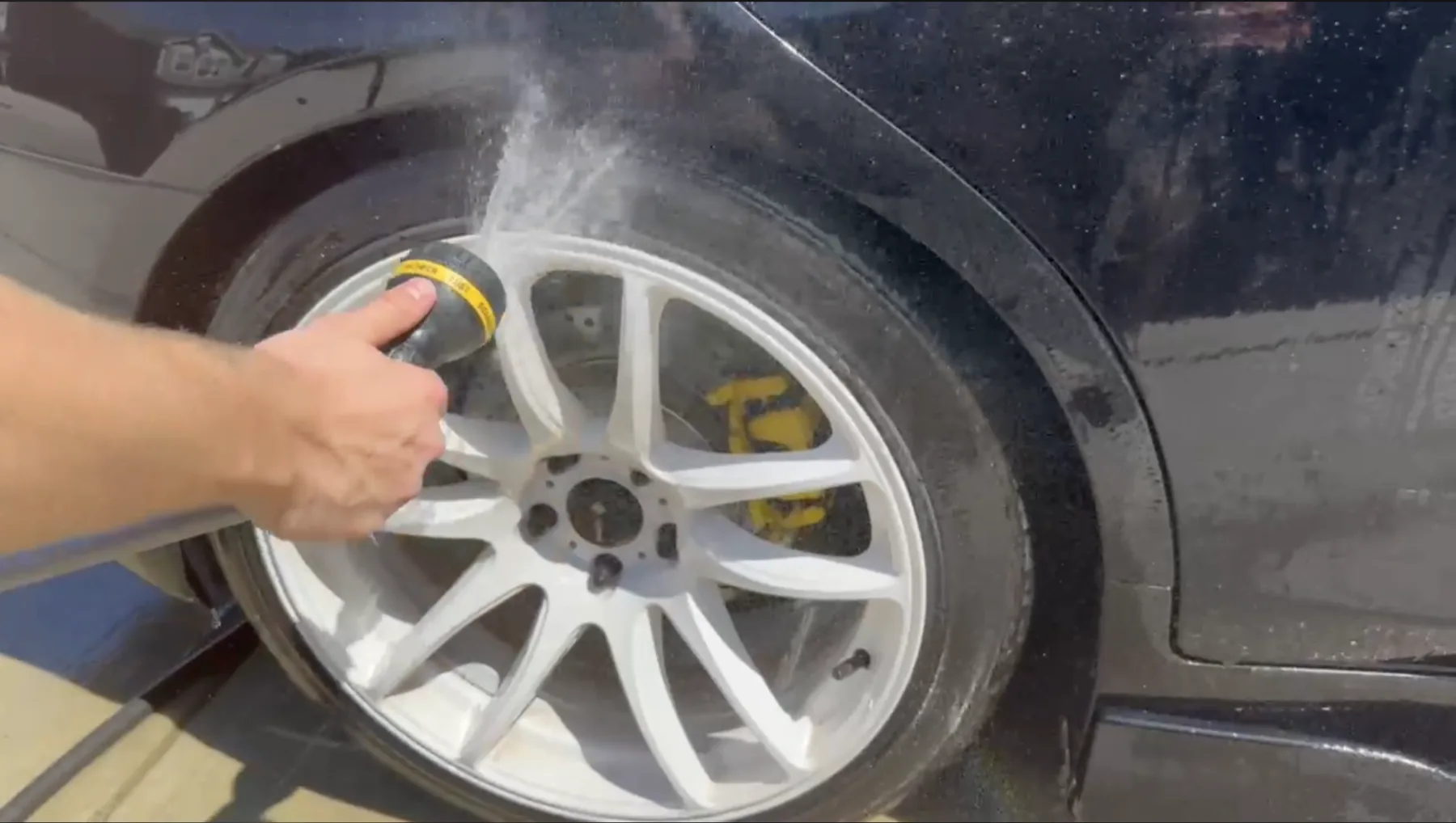 Wheel detailing service